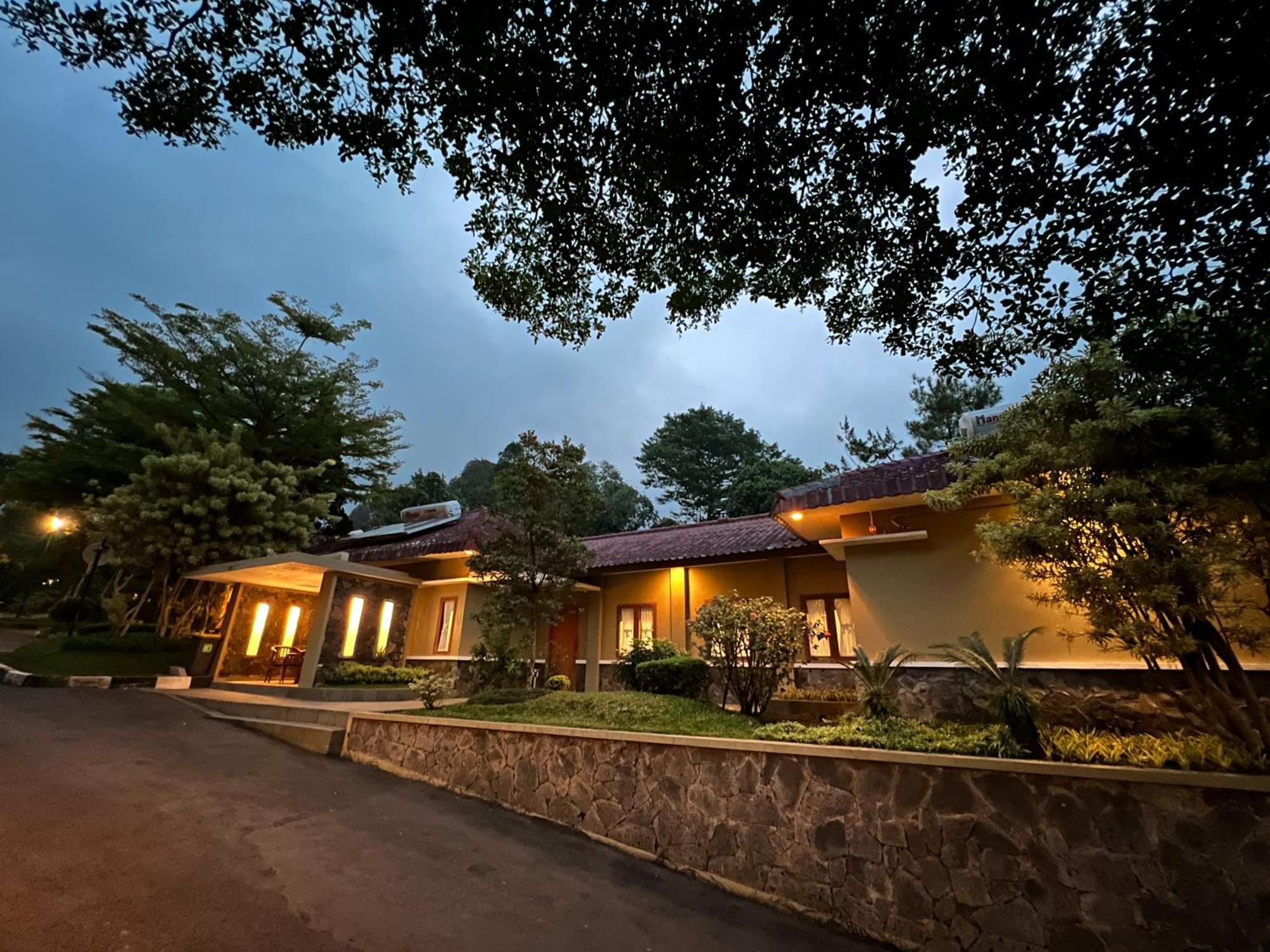 Gracia Spa Resort Hotel Ciater Dış mekan fotoğraf